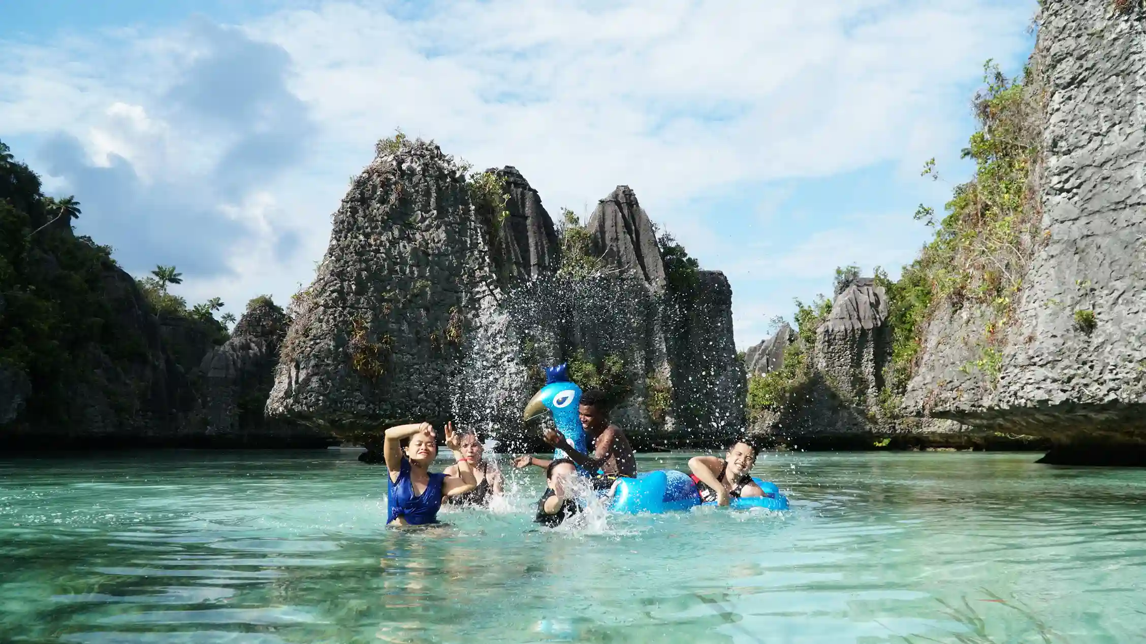 Water Activity in Raja Ampat | Luxury Raja Ampat