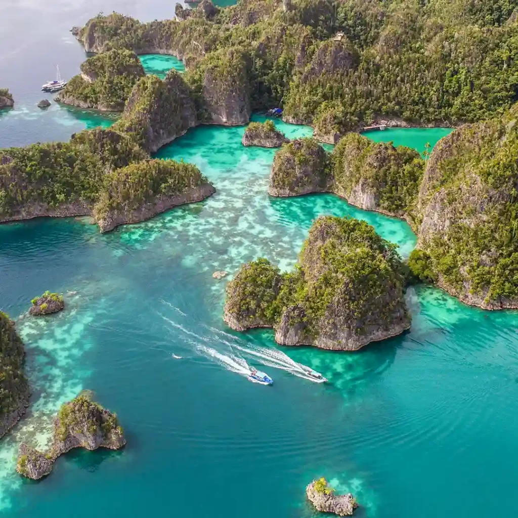 7-Day Raja Ampat Explorer
