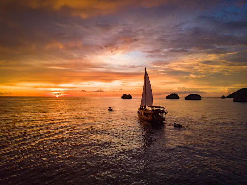 Raja Ampat Christmas & New Year Luxury Cruise 2026/2027 — Holiday Voyage